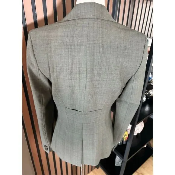 The limited perfect travel suit wool blend blazer size 4 color green - Picture 3 of 9